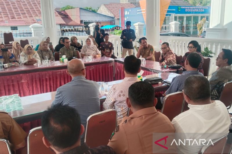 pulihkan-ekonomi-dpr-minta-pemda-mendata-umkm-terdampak-bencana