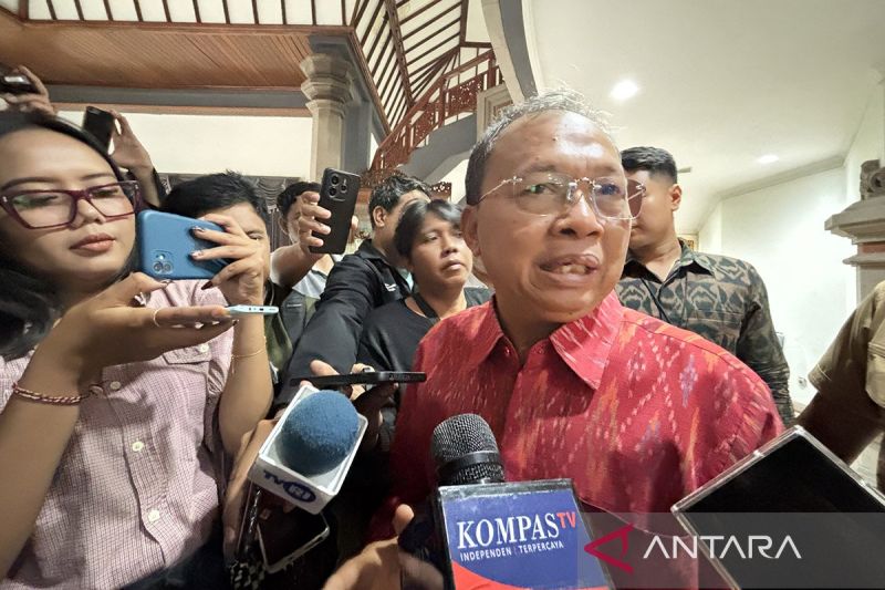 gubernur-bantah-bali-sepi-wisatawan-selama-periode-nataru