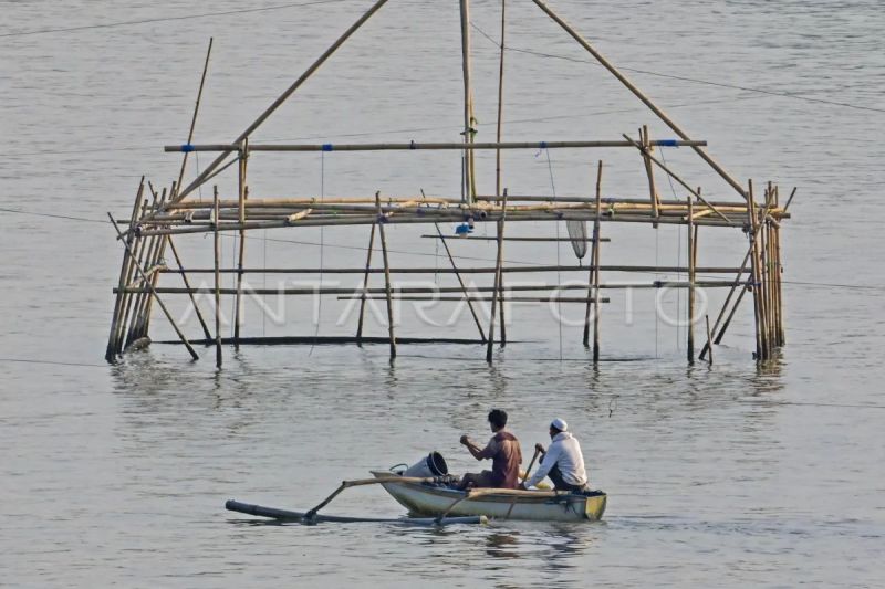 ketika-darat-dan-laut-bertaut