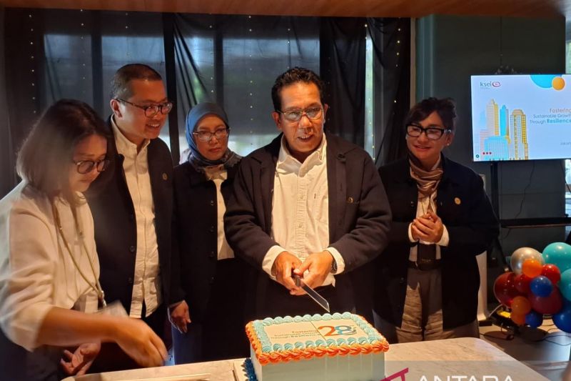 ksei-catat-investor-pasar-modal-ri-capai-2013-juta-sid