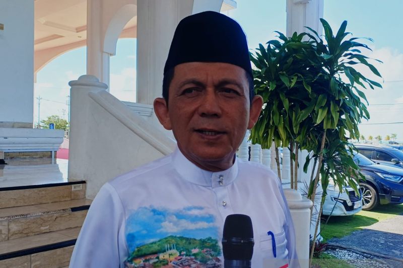 gubernur-kepri-tetapkan-besaran-ump-dan-umk-tahun-2026