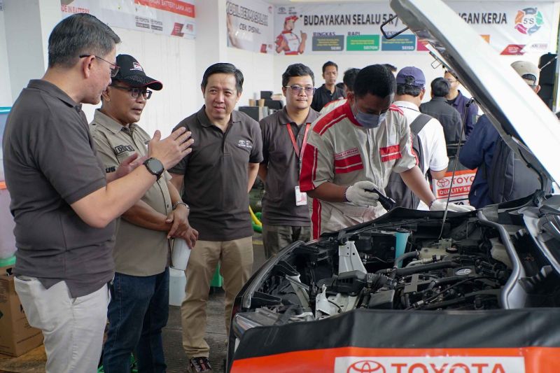 toyota-siagakan-posko-24-jam-dan-300-bengkel-selama-libur-akhir-tahun