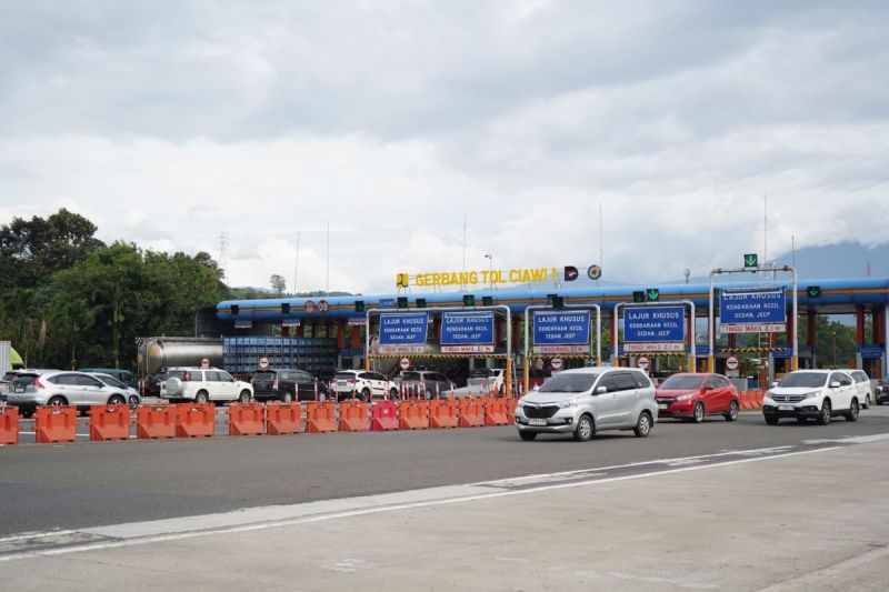 h1-natal-lalin-di-gt-cikunir-dan-gt-ciawi-ke-jabodetabek-meningkat