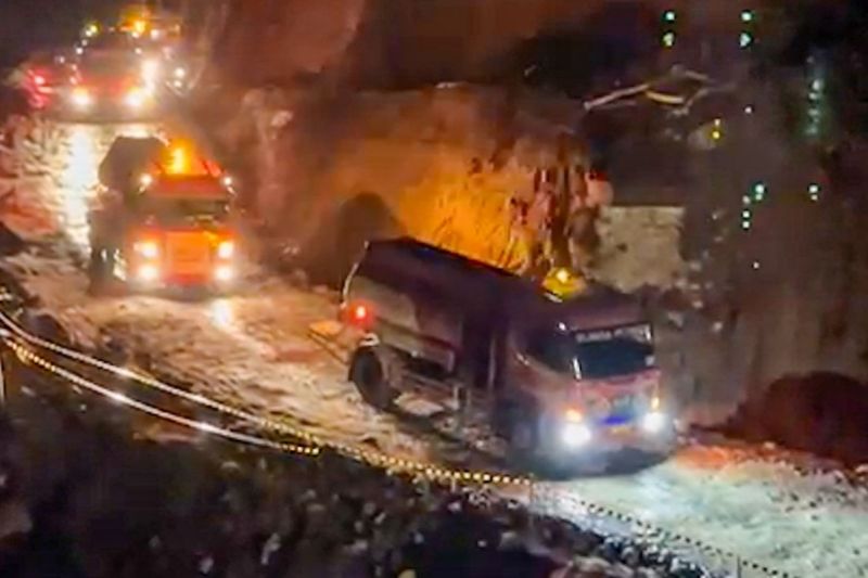 pertamina-patra-niaga-kirim-tujuh-mobil-tangki-bbm-ke-bener-meriah