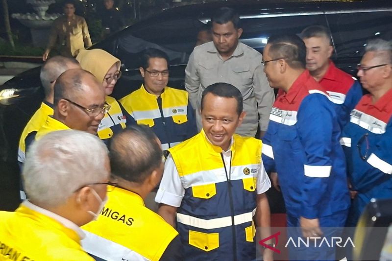 menteri-esdm-kembali-tegaskan-rencana-tidak-impor-solar-pada-2026