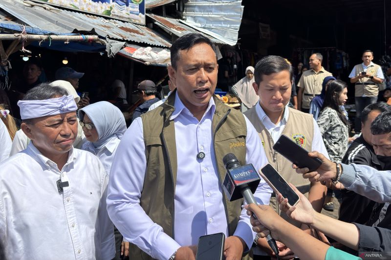 bulog-stok-beras-aman-untuk-daerah-terdampak-bencana-di-sumatra