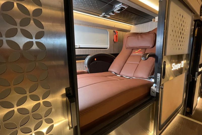 bus-premium-jadi-alternatif-perjalanan-nataru-juragan-99-tambah-unit