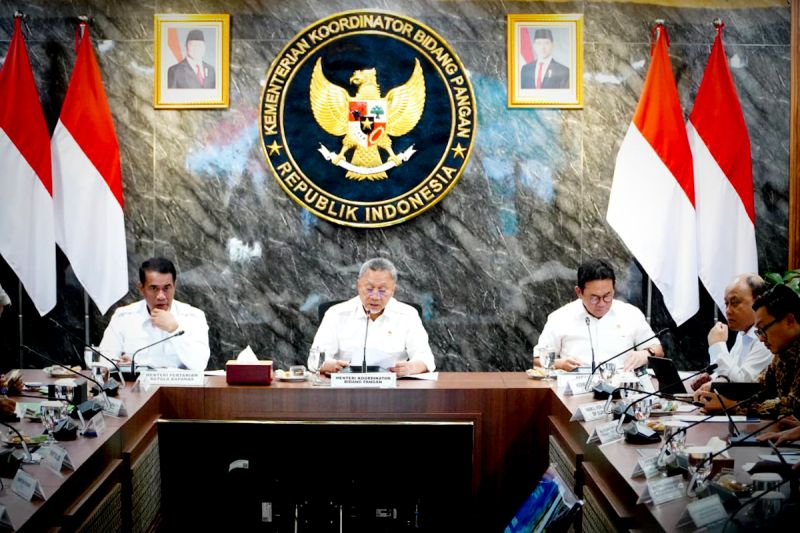 zulhas-kenaikan-margin-fee-bagi-bulog-agar-ada-beras-satu-harga