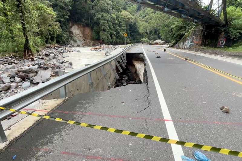 jalan-darurat-padang-bukittinggi-ditargetkan-rampung-dalam-dua-pekan