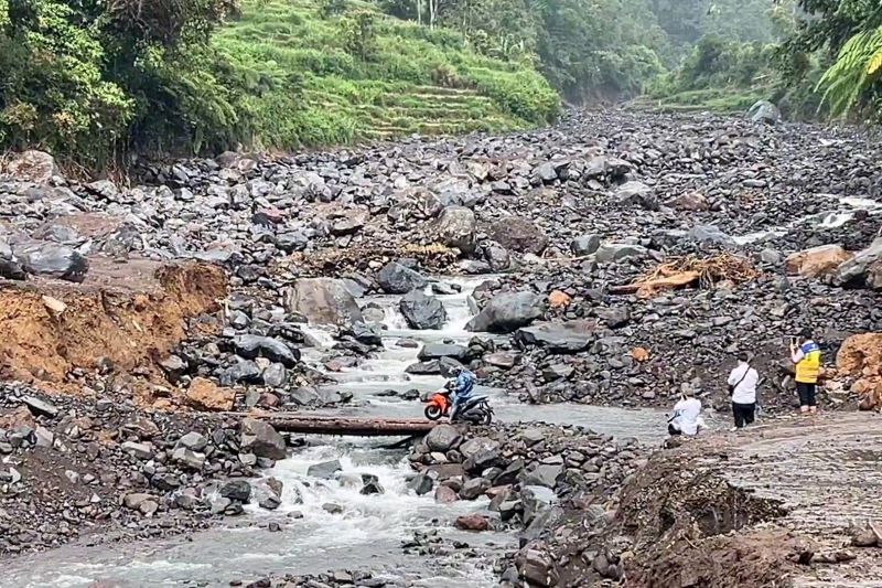 pemerintah-tanggung-perbaikan-jalan-padang-bukittinggi-via-malalak