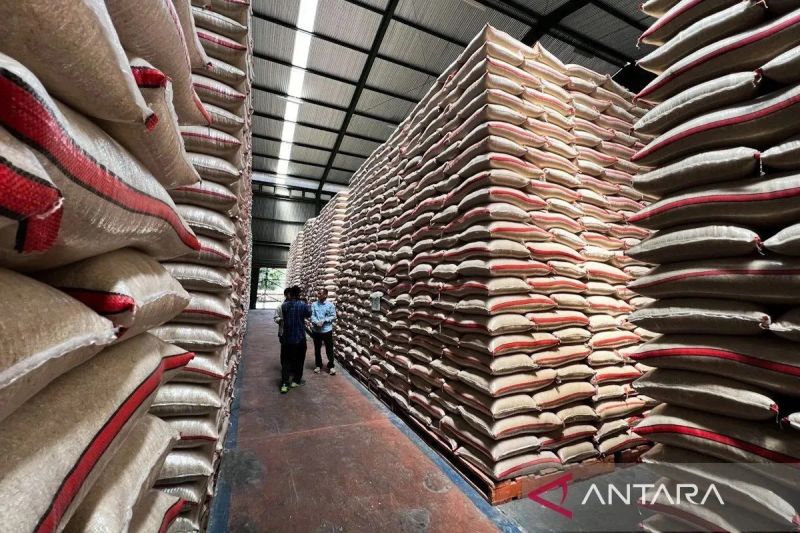 pemerintah-pastikan-tidak-ada-impor-beras-gula-untuk-konsumsi-di-2026
