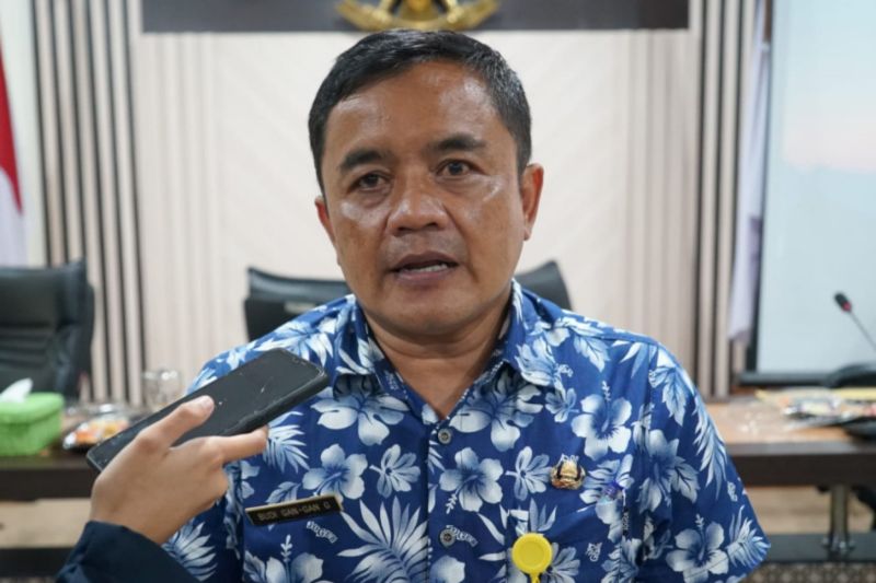 pemkab-garut-bebaskan-retribusi-masuk-pantai-santolo-saat-tahun-baru