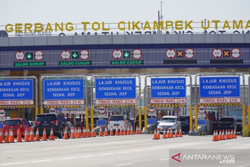 jasa-marga-awal-2026-sebanyak-155596-kendaraan-kembali-ke-jabotabek