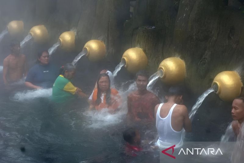 tingkat-kunjungan-wisata-guci-turun-2745-persen