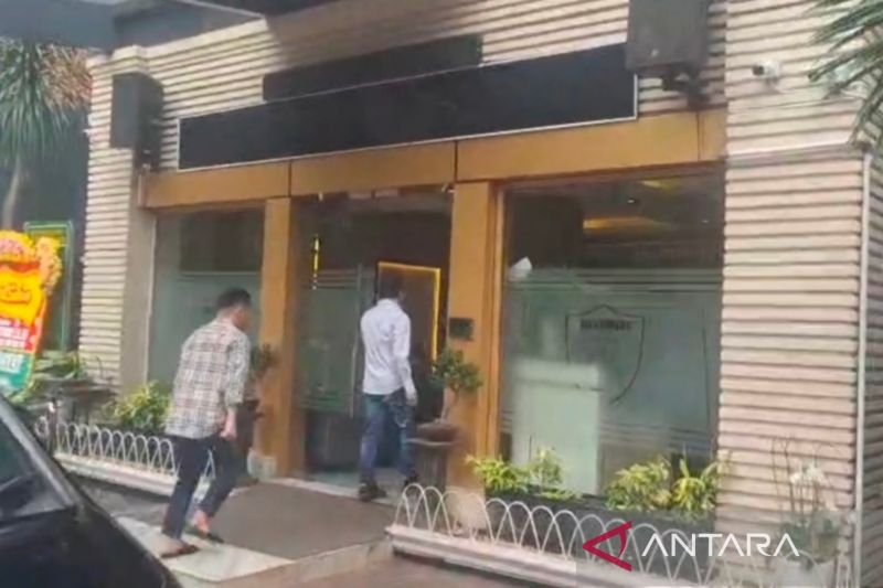 richard-lee-penuhi-panggilan-polda-metro-jaya