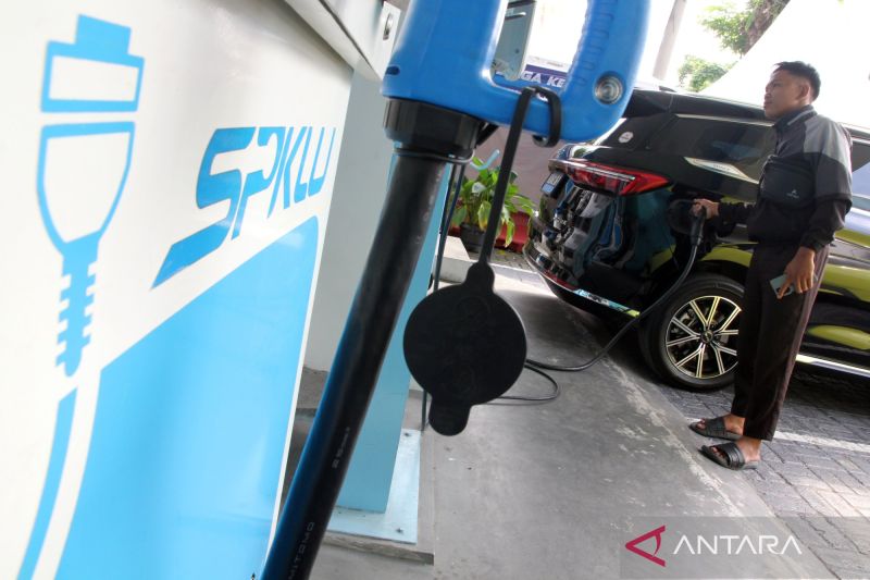 pakar-sebut-kendaraan-listrik-bev-efektif-tekan-beban-subsidi-energi