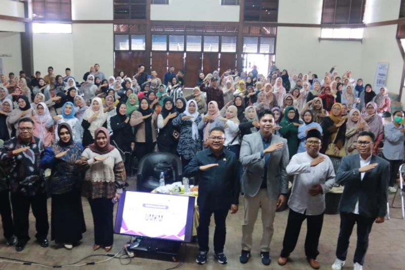 ojk-cirebon-gencarkan-edukasi-kur-bagi-umkm-di-kuningan