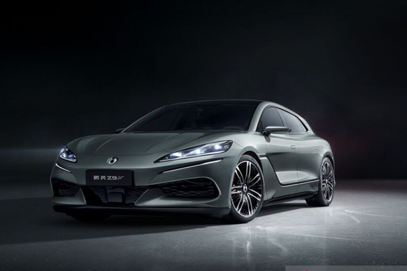 denza-tingkatkan-tenaga-mesin-z9-gt-menjadi-1140-hp