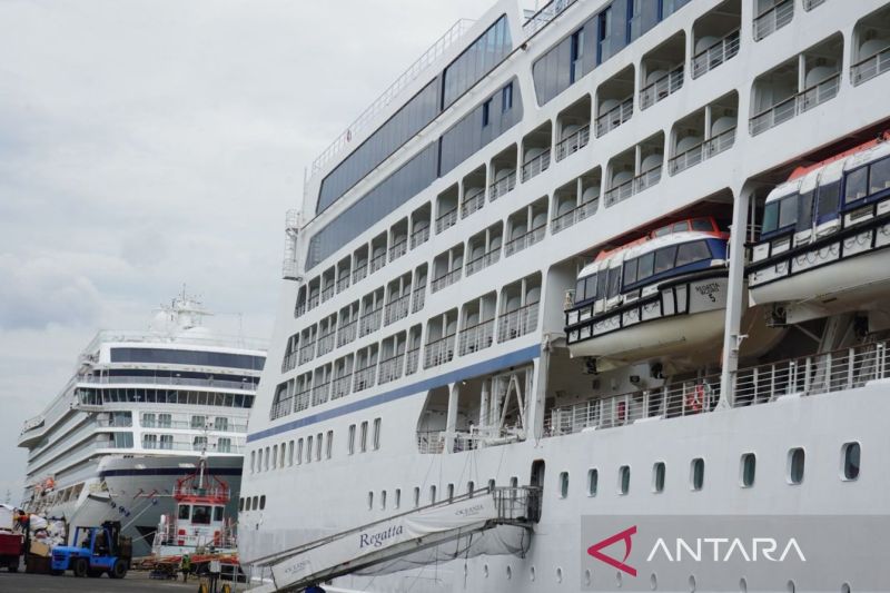 pelabuhan-benoa-bali-jadi-markas-wisata-kapal-pesiar