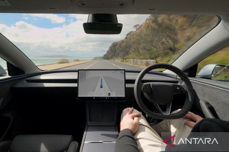 tesla-jadikan-fitur-mengemudi-otomatis-langganan-rp16-juta-per-bulan