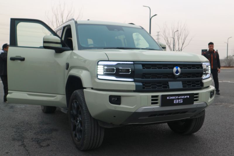 byd-beri-sinyal-kuat-denza-b5-bakal-masuk-pasar-indonesia