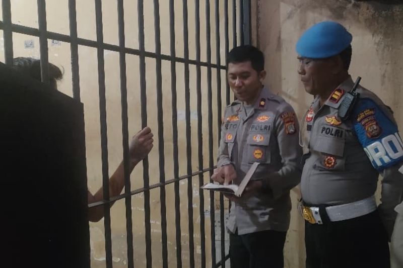polisi-ajak-tahanan-introspeksi-diri-melalui-pendekataan-keagamaan
