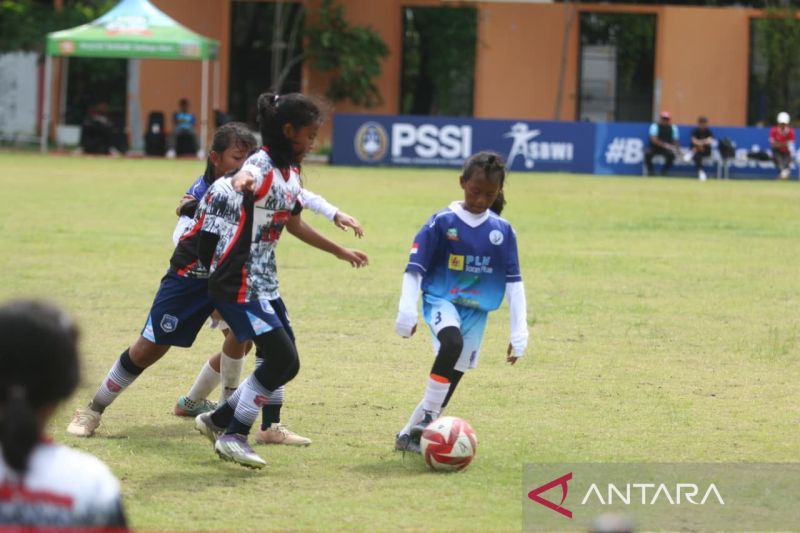 1.239 Siswi dari 65 SD Berpartisipasi