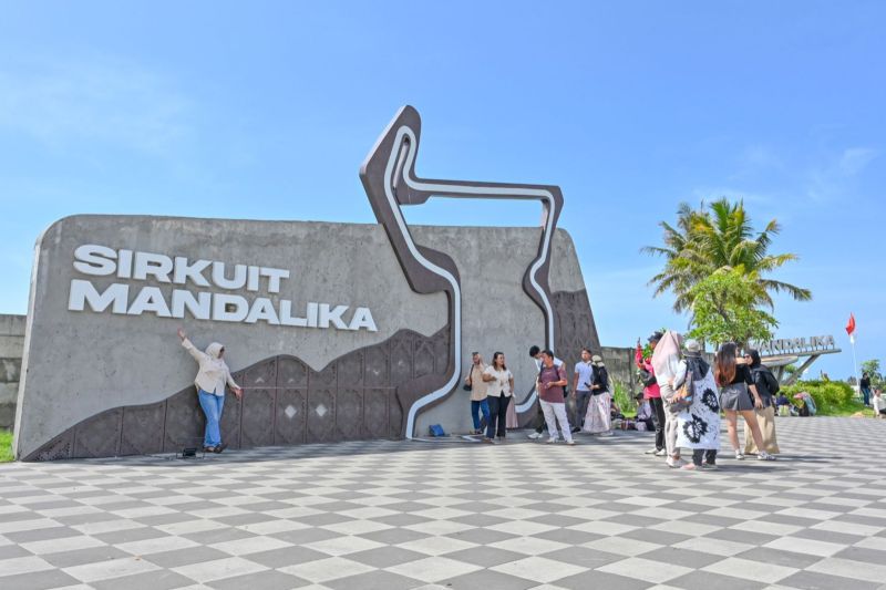 kunjungan-wisatawan-di-kek-mandalika-2025-mencapai-14-juta-orang