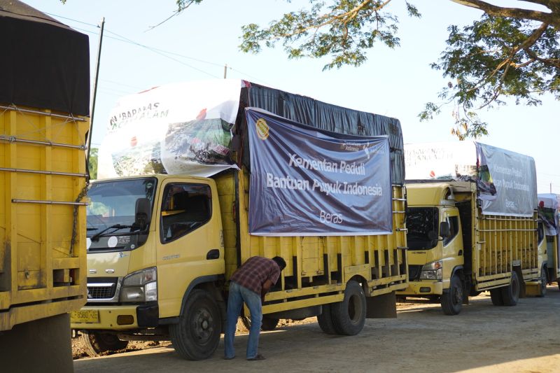 pupuk-indonesia-dukung-rehabilitasi-lahan-terdampak-banjir-sumatera