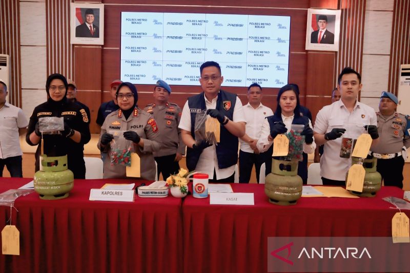 polisi-ungkap-praktik-pengoplosan-gas-bersubsidi-di-bekasi