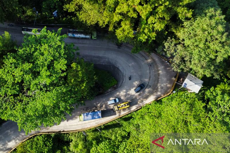 legislator-minta-sumbar-segera-urus-pembebasan-lahan-sitinjau-lauik