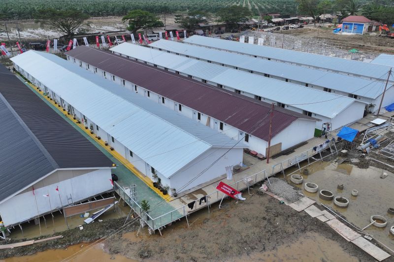 danantara-ptpp-kebut-pembangunan-huntara-di-wilayah-terdampak-bencana