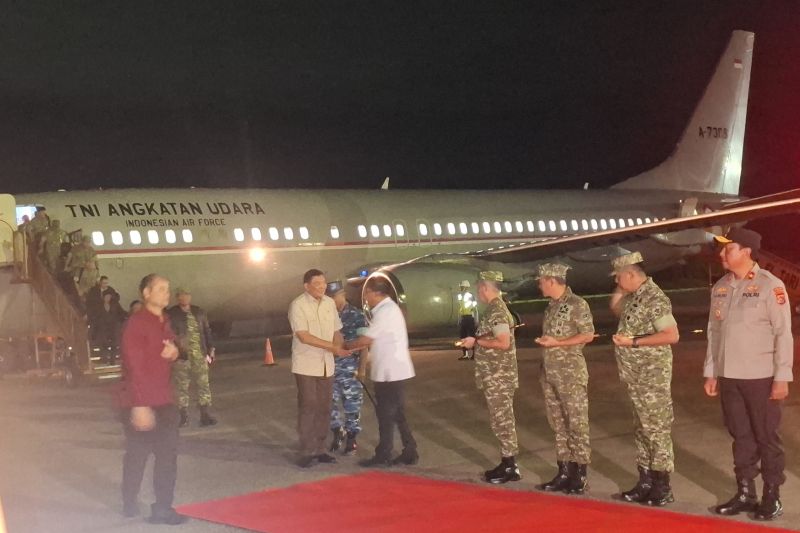 Menteri Pertahanan tiba di Kupang untuk meninjau satuan kerja