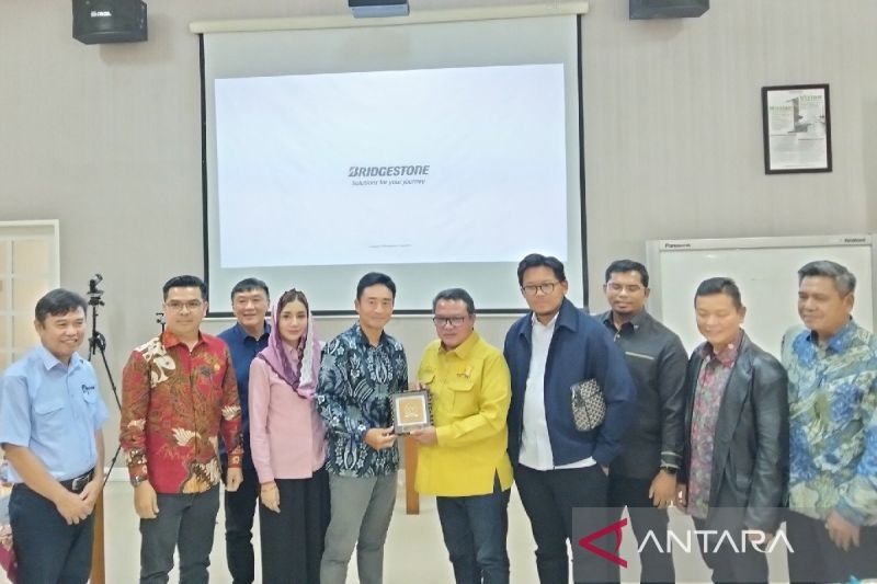 komisi-vii-dpr-minta-perusahaan-karet-tingkatkan-daya-saing-industri