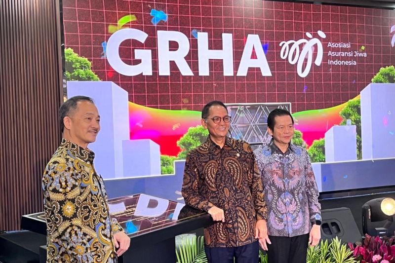 ojk-ingin-kepercayaan-publik-terhadap-industri-asuransi-kembali-pulih