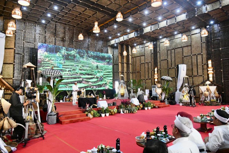 dedi-bjb-peluang-jadi-terbesar-di-ri-garap-ekosistem-investasi-jabar