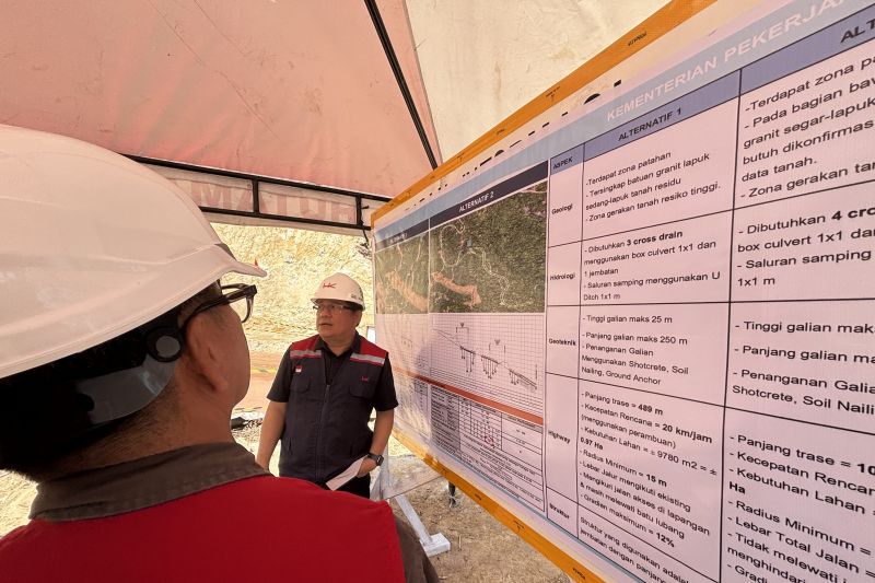 kemen-pu-perbaiki-125-titik-jalan-terban-di-jalan-lintas-sumatera