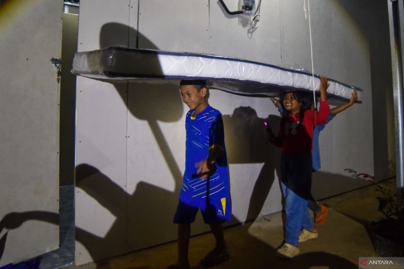 Bangkit Sumatera: Penyintas bencana mulai tempati huntara Palembayan