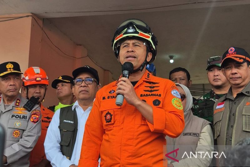 Tim SAR gabungan kerahkan 250 personel terlatih cari 80 korban Cisarua