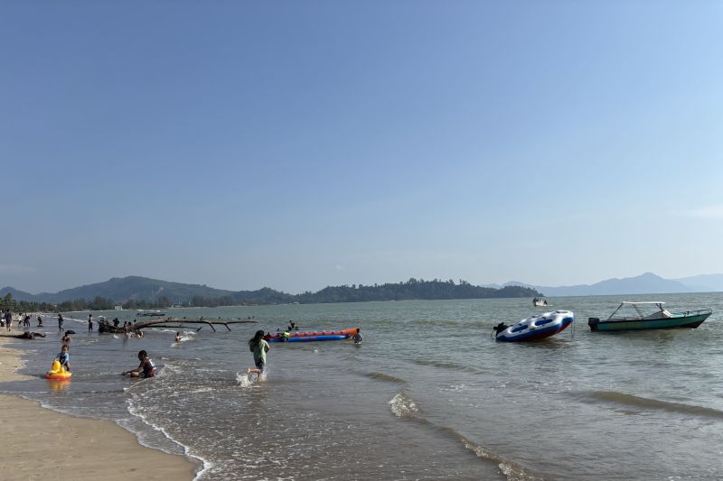 akses-jalan-dibuka-pedagang-pantai-pandan-tapanuli-tengah-optimistis-ekonomi-pulih