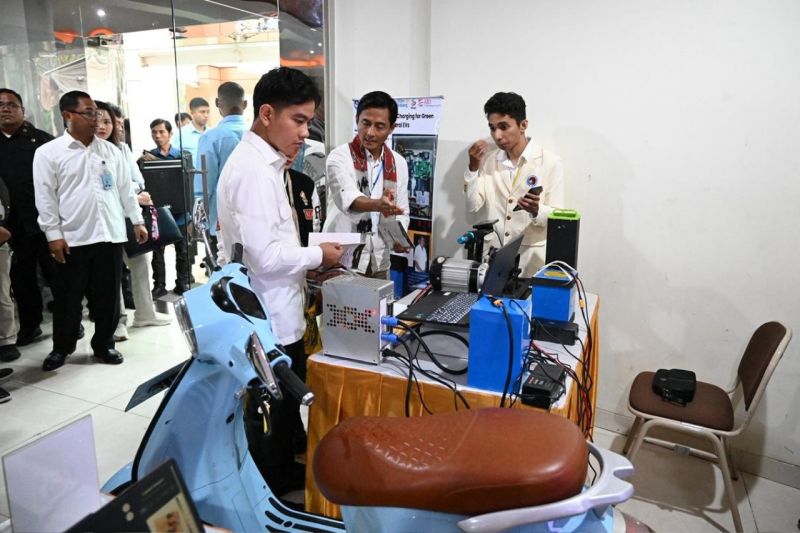 Gibran apresiasi inovasi mahasiswa UKSW bagi pembangunan nasional