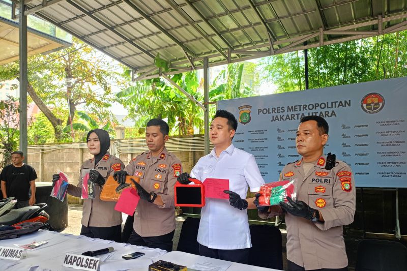 polisi-tangkap-empat-pengedar-ganja-di-jakarta-utara-bekasi