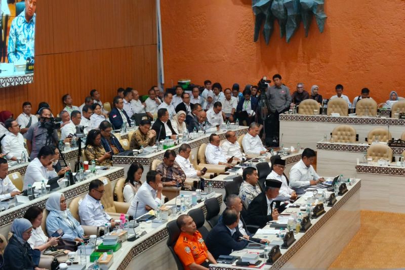 wamentrans-tim-ekspedisi-patriot-penting-atasi-bencana-sumatera