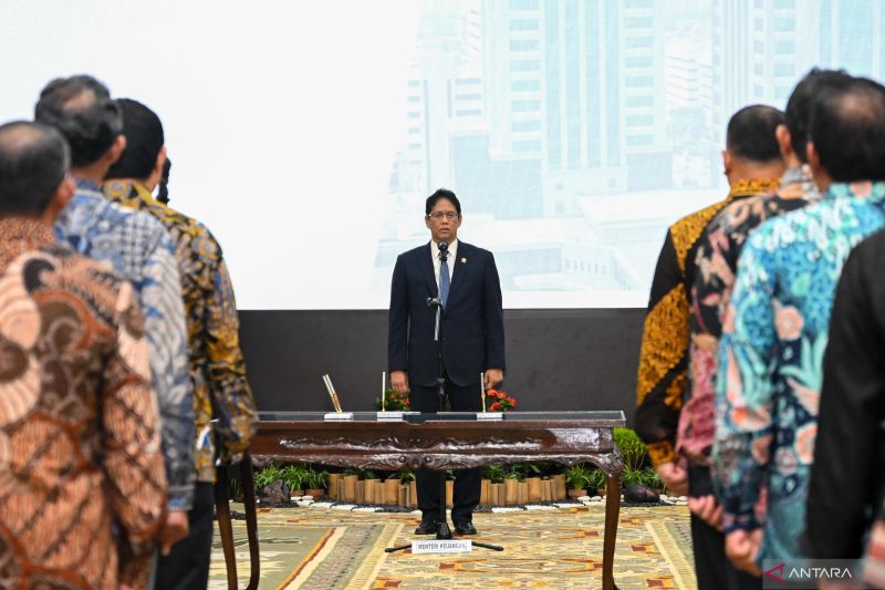 purbaya-lantik-sejumlah-pejabat-eselon-ii-kementerian-keuangan