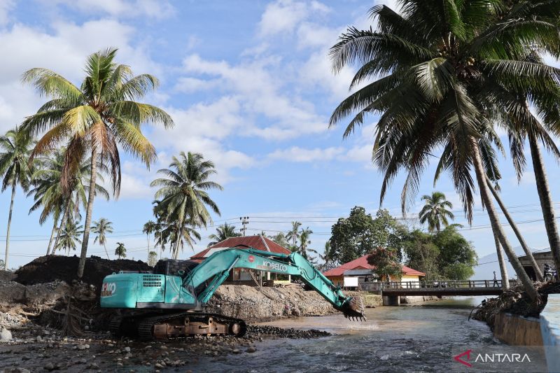 pemerintah-utamakan-perbaiki-irigasi-sawah-tidak-terdampak-bencana