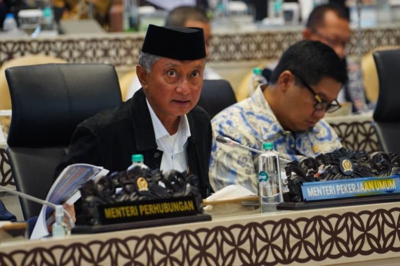 menteri-pu-padat-karya-gerakkan-ekonomi-di-daerah-terdampak-bencana
