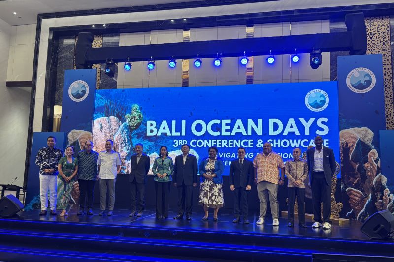 wamen-kp-ajak-negara-kepulauan-serukan-aksi-kolektif-selamatkan-laut