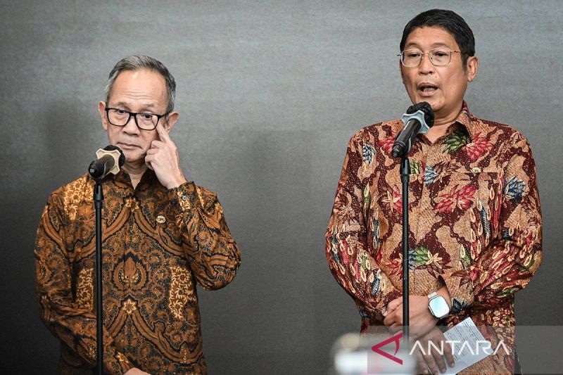 analis-nilai-mundurnya-aktor-pasar-modal-bagian-dinamika-pasar