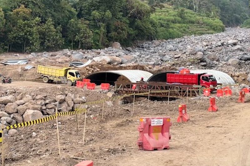 pembangunan-jembatan-aramco-di-malalak-capai-50-persen