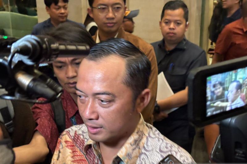 mensesneg-sebut-istana-sedang-proses-persetujuan-pengunduran-adk-ojk